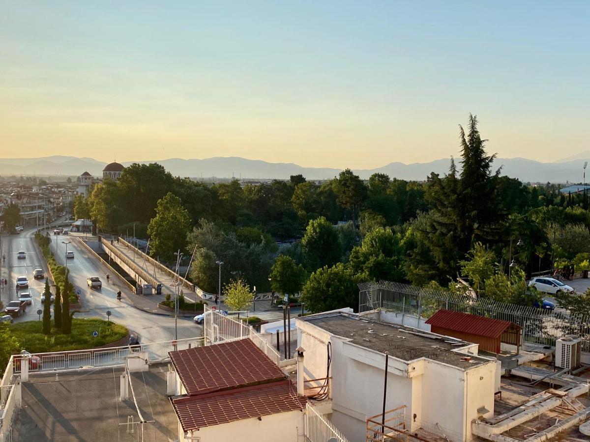 Ξενοδοχείο Acropol Лариса Екстериор снимка